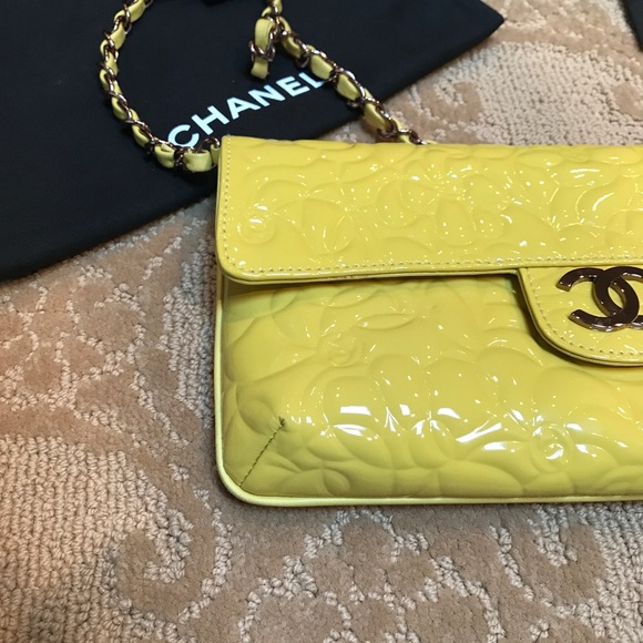 Chanel patent leather yellow bag with rose gold - Picture 8 of 8